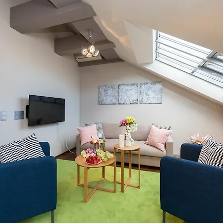 Empirent Old Town Apartment