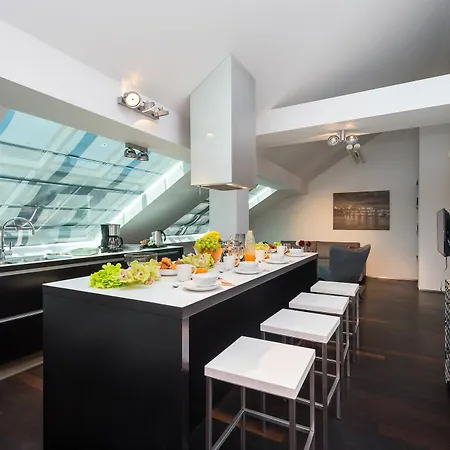 Apartment Empirent Old Town *