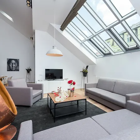 Empirent Old Town Apartment