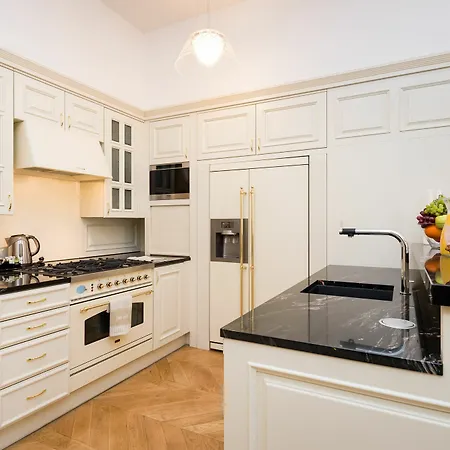 Apartment Empirent Old Town Prague